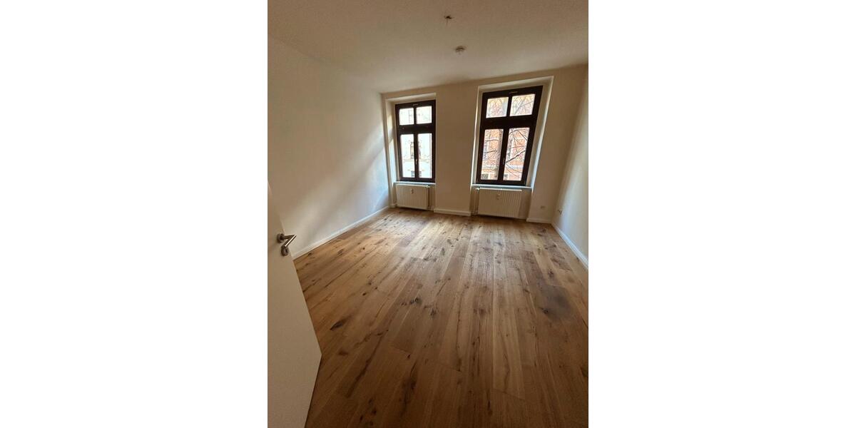 Etagenwohnung Zwickau - 2 Zimmer, 52 m&sup2;, 370&euro; | Angebot:25876183