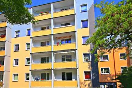 Wohnung Zwickau Neuplanitz - 3 Zimmer, 80 m&sup2;, 536&euro; | Angebot:26844785
