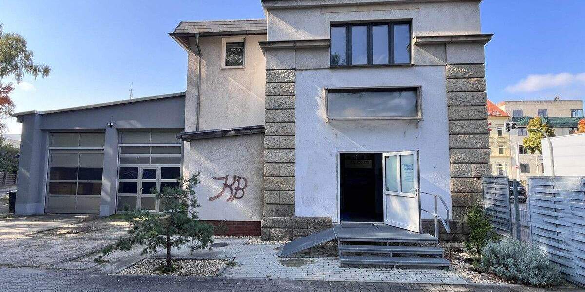 Mehrfamilienhaus, Wohnhaus Zwickau / Schedewitz Schedewitz - 9 Zimmer, 1 m&sup2;, 375.000&euro; | Angebot:25688194