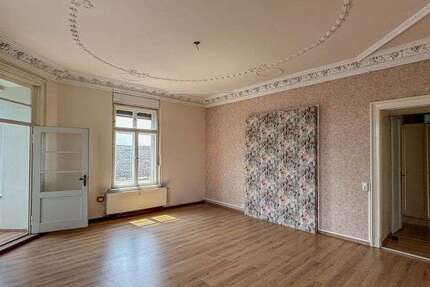 Wohnung Reichenbach Rotschau - 4 Zimmer, 185 m&sup2;, 850&euro; | Angebot:25305220