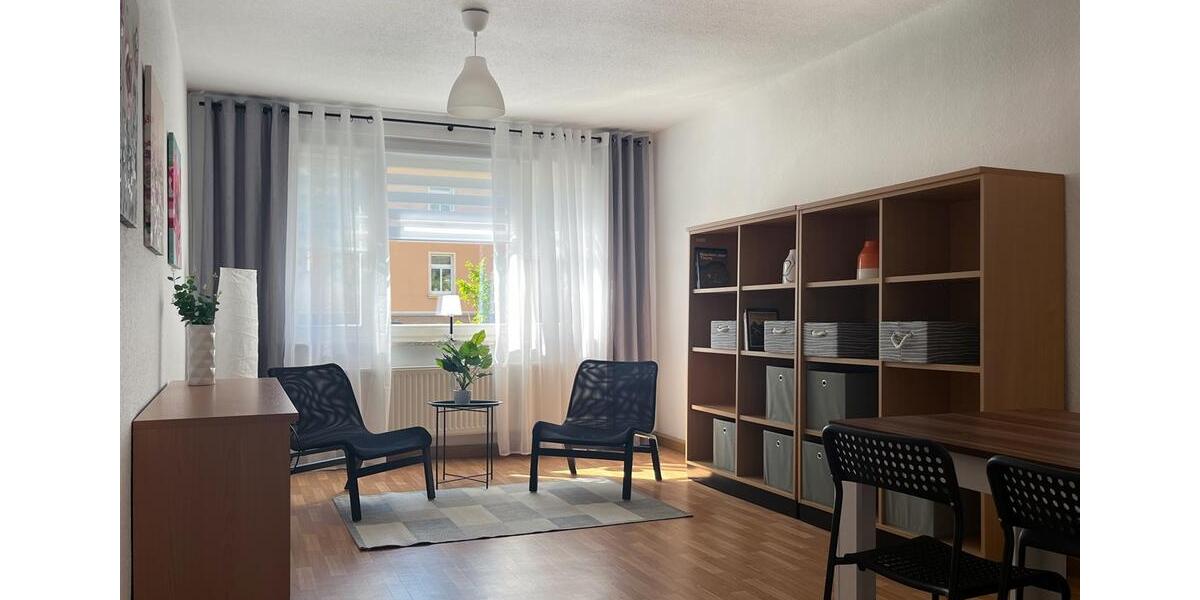 Etagenwohnung Reichenbach im Vogtland - 3 Zimmer, 58 m&sup2;, 350&euro; | Angebot:25271891