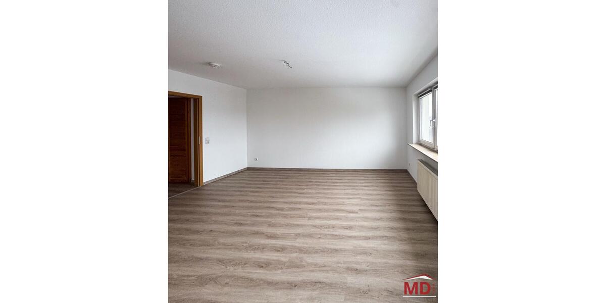 Etagenwohnung Oelsnitz (Erzgebirge) - 2 Zimmer, 60 m&sup2;, 450&euro; | Angebot:24812636