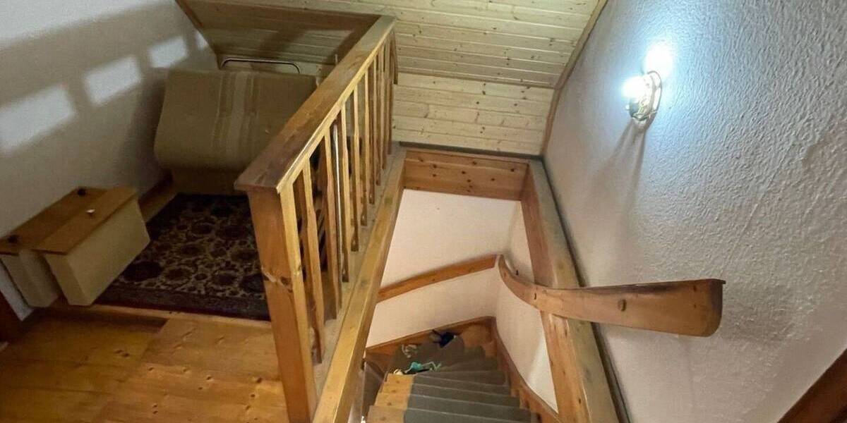 Einfamilienhaus Rodewisch - 5 Zimmer, 150 m&sup2;, 85.000&euro; | Angebot:25662568