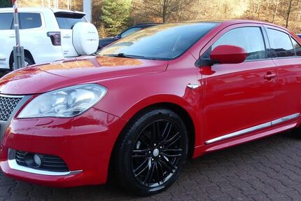 Suzuki Kizashi 114.750 km 8.990 &euro; Schneeberg 08289