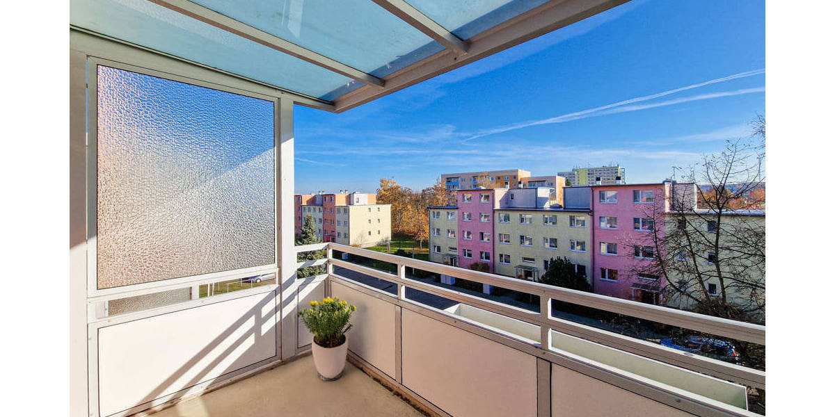 Etagenwohnung Zwickau Eckersbach - 3 Zimmer, 59 m&sup2;, 325&euro; | Angebot:25668563