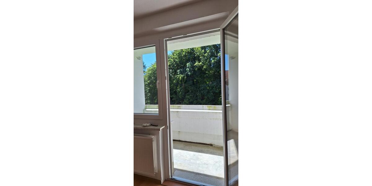 Etagenwohnung Limbach-Oberfrohna Oberfrohna - 1 Zimmer, 34 m&sup2;, 220&euro; | Angebot:21342989