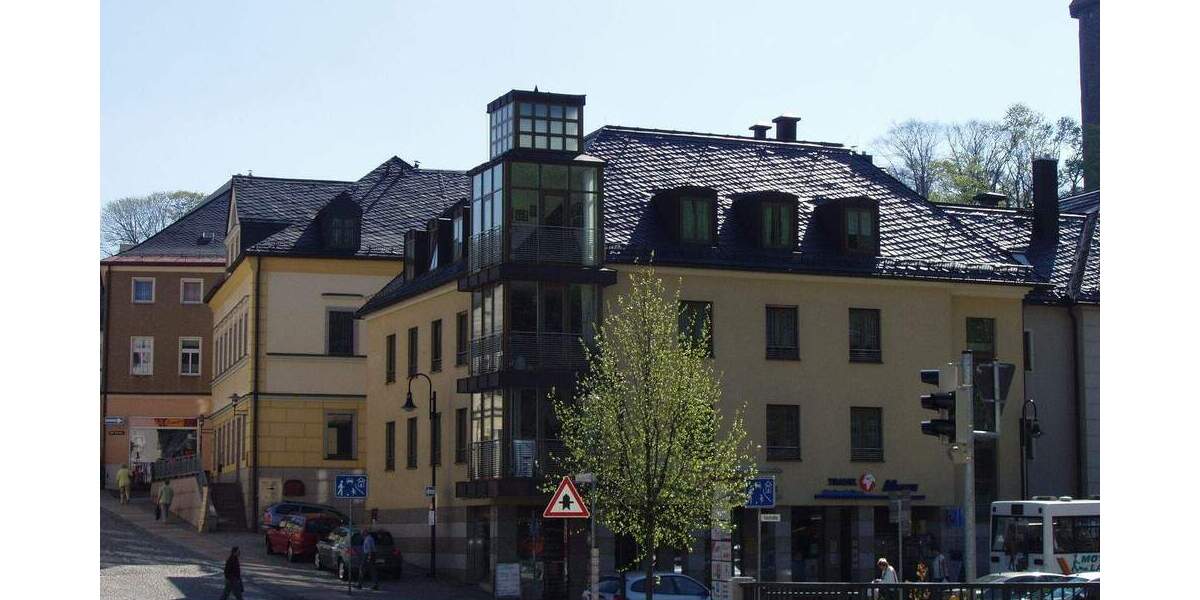 Etagenwohnung Auerbach Mühlgrün - 2 Zimmer, 68 m&sup2;, 400&euro; | Angebot:25741450