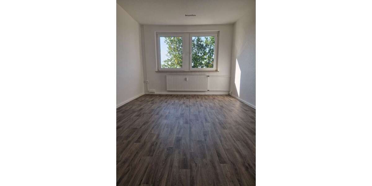 Etagenwohnung Glauchau - 2 Zimmer, 42 m&sup2;, 328&euro; | Angebot:20446475