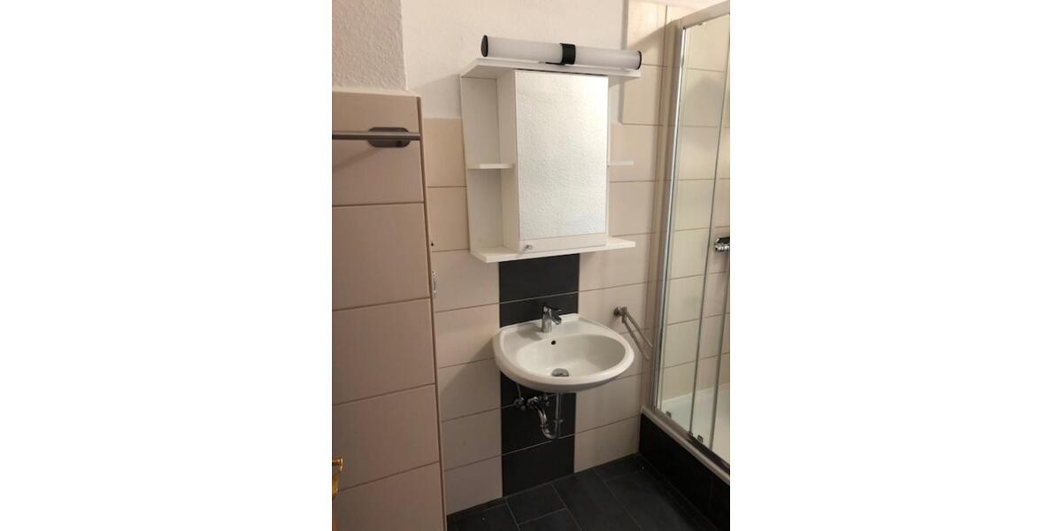 Etagenwohnung Schmölln - 2 Zimmer, 45 m&sup2;, 315&euro; | Angebot:25838457