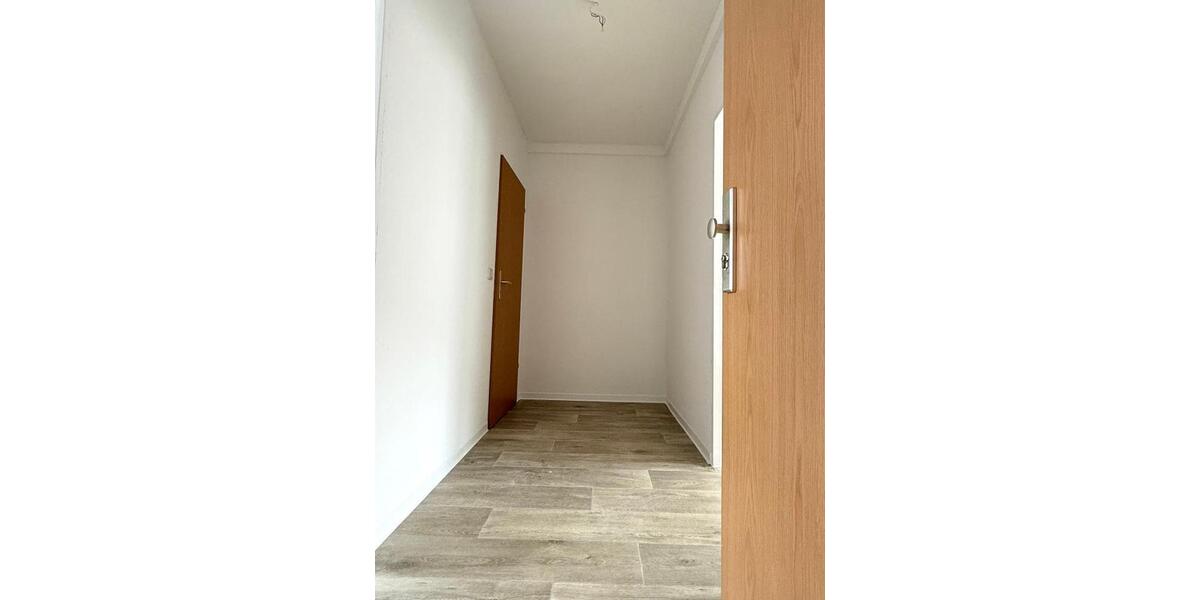 Etagenwohnung Lichtentanne - 2 Zimmer, 49 m&sup2;, 285&euro; | Angebot:25375170