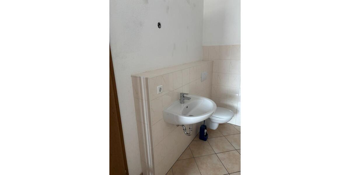 Etagenwohnung Gornsdorf - 2 Zimmer, 60 m&sup2;, 510&euro; | Angebot:25646710