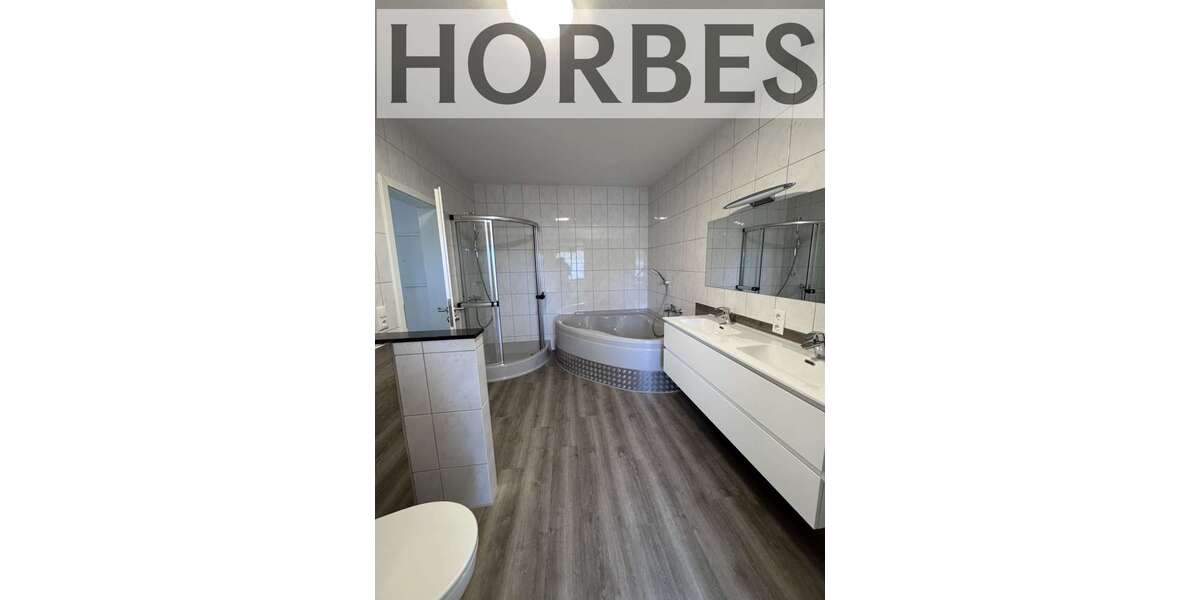 Etagenwohnung Zwickau Nordvorstadt - 2 Zimmer, 106 m&sup2;, 800&euro; | Angebot:24890720