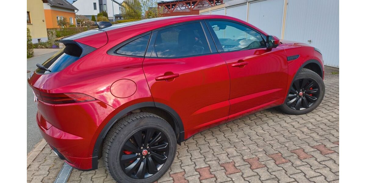 Jaguar E-Pace 34.400 km 24.500 &euro; Neukirchen OT Adorf 09221