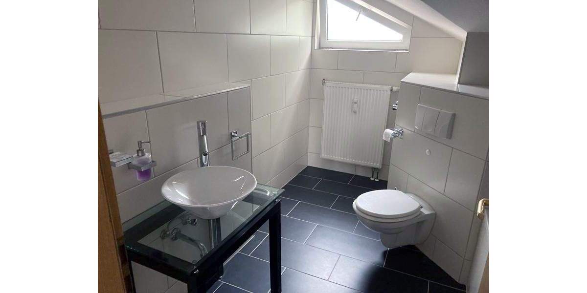 Etagenwohnung Zwickau Innenstadt - 3 Zimmer, 77 m&sup2;, 105.000&euro; | Angebot:25707420