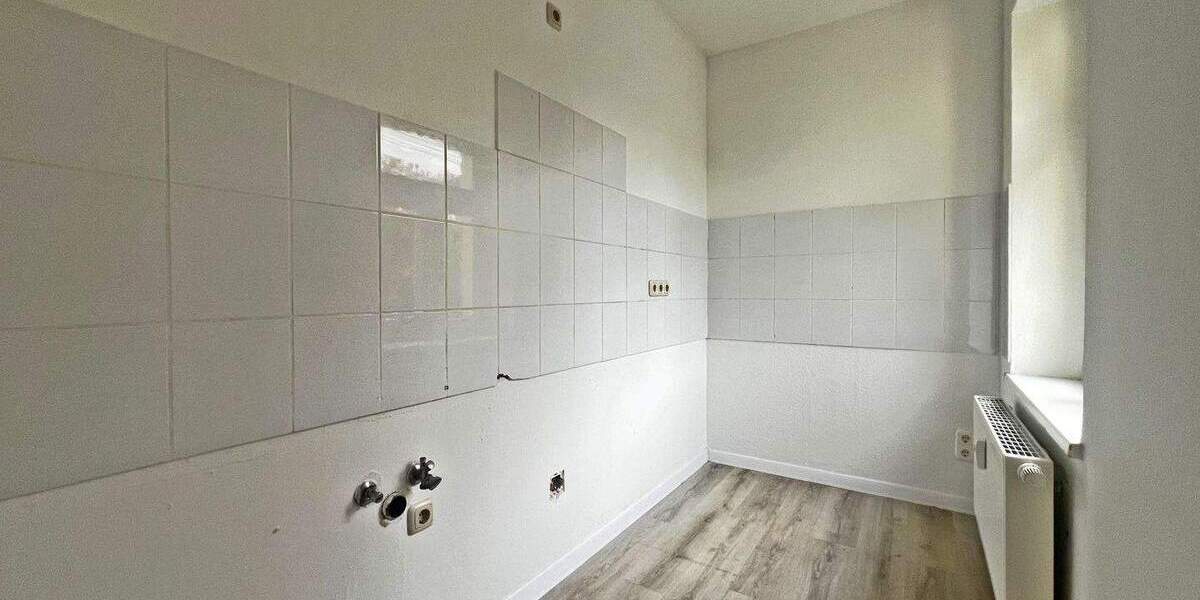 Etagenwohnung Limbach-Oberfrohna Oberfrohna - 4 Zimmer, 94 m&sup2;, 108.000&euro; | Angebot:25689587