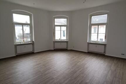 Wohnung Crimmitschau - 2 Zimmer, 58 m&sup2;, 350&euro; | Angebot:24627464