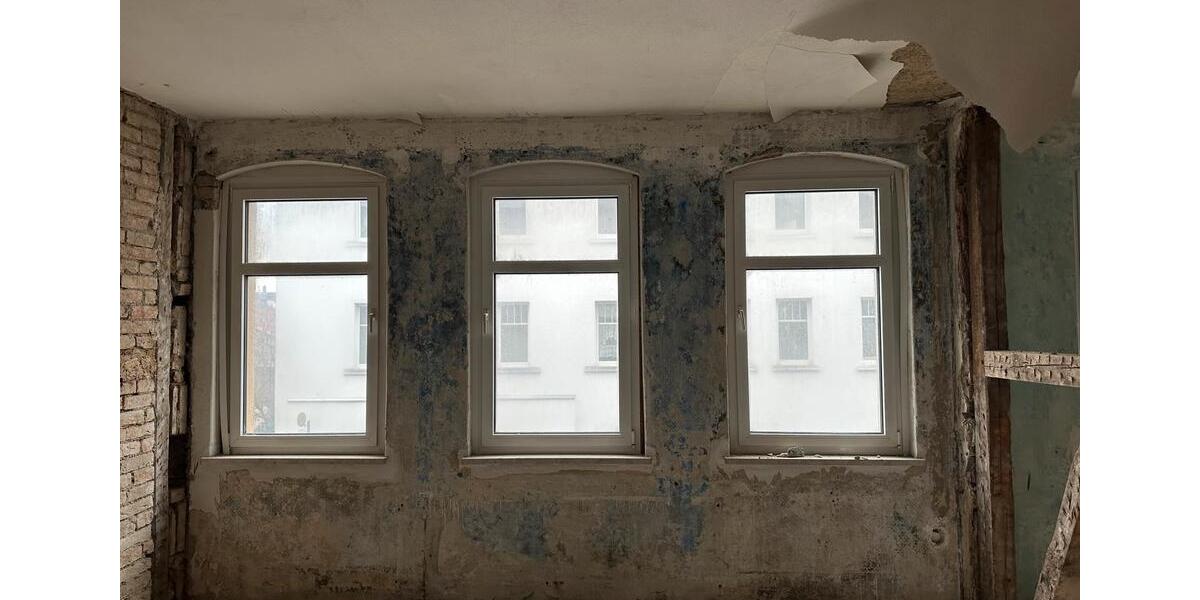 Reihenhaus Crimmitschau - 10 Zimmer, 200 m&sup2;, 25.000&euro; | Angebot:25648685