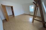 Dachgeschoßwohnung Zwickau - 2 Zimmer, 62 m&sup2;, 330&euro; | Angebot:25945672