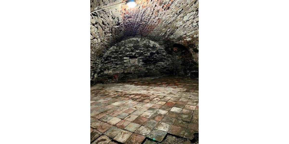 Reihenmittelhaus Elsterberg - 1 Zimmer, 130 m&sup2;, 79.000&euro; | Angebot:25662003