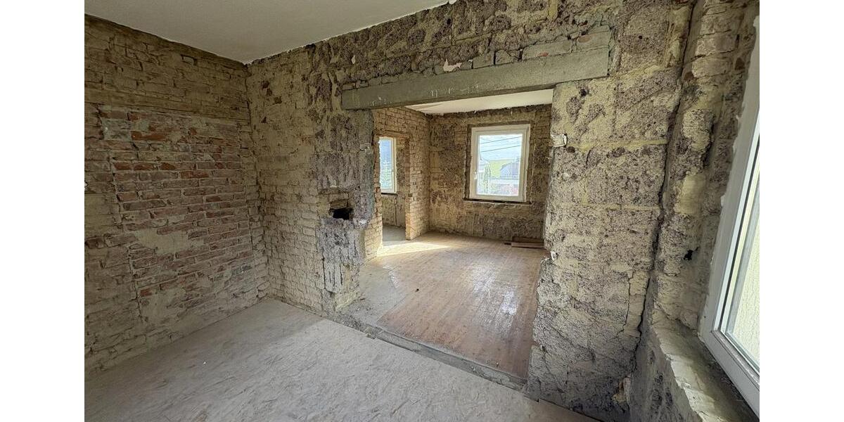 Einfamilienhaus Hohenstein-Ernstthal Ernstthal - 8 Zimmer, 80 m&sup2;, 190.000&euro; | Angebot:26133190