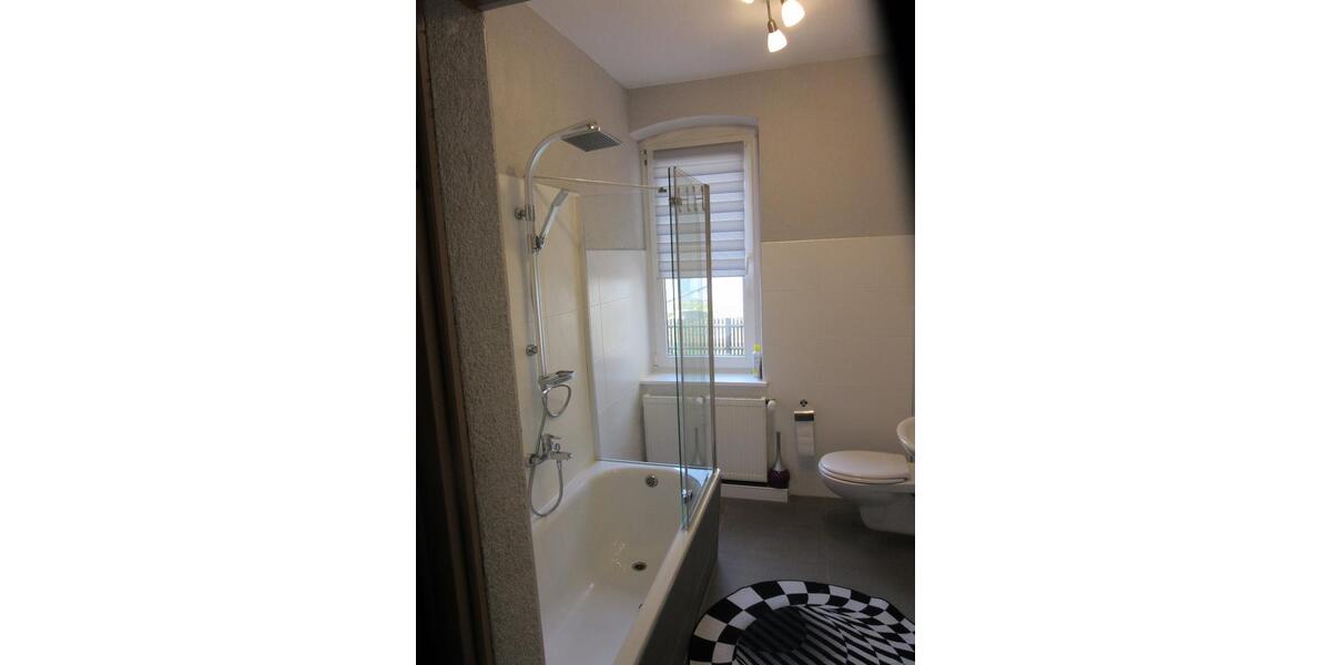 Erdgeschoßwohnung Schmölln - 1 Zimmer, 35 m&sup2;, 250&euro; | Angebot:24988742