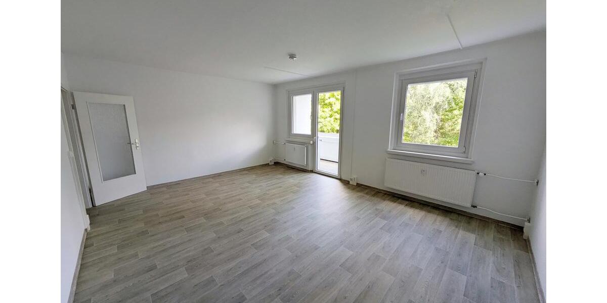 Etagenwohnung Limbach-Oberfrohna Oberfrohna - 3 Zimmer, 69 m&sup2;, 428&euro; | Angebot:25945715