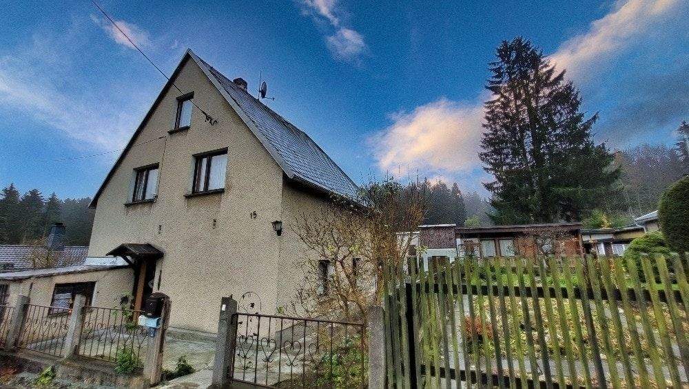 Mehrfamilienhaus, Wohnhaus Falkenstein - 3 Zimmer, 85 m&sup2;, 69.900&euro; | Angebot:25662148