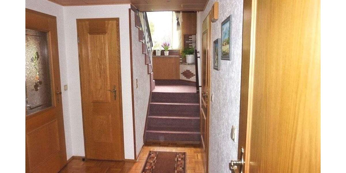 Einfamilienhaus Treuen Eich - 6 Zimmer, 159 m&sup2;, 269.000&euro; | Angebot:25686185