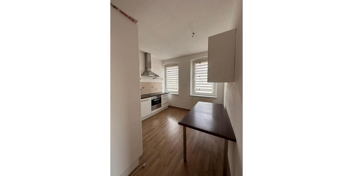 Etagenwohnung Glauchau - 3 Zimmer, 68 m&sup2;, 390&euro; | Angebot:26676976