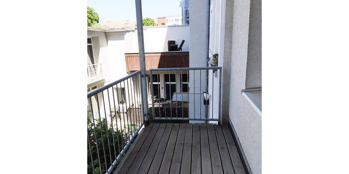 Sofort bezugsfähige 2-Zi Wohnung mit großen Balkon fast im Zentrum - Etagenwohnung Zwickau Innenstadt | Angebot:26791199