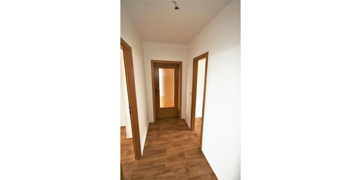 Etagenwohnung Hohenstein-Ernstthal Ernstthal - 3 Zimmer, 60 m&sup2;, 325&euro; | Angebot:14780637