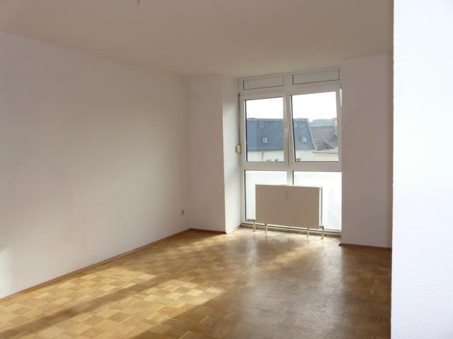 Etagenwohnung Crimmitschau - 2 Zimmer, 51 m&sup2;, 350&euro; | Angebot:23106491
