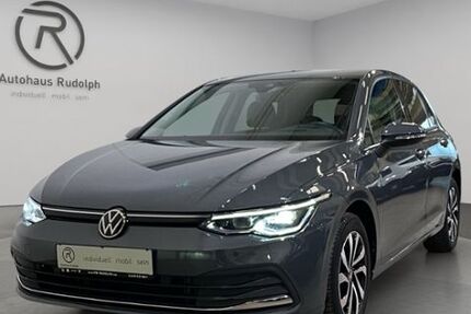 VW Golf 43.787 km 24.879 &euro; Oelsnitz/Erzgebirge 09376