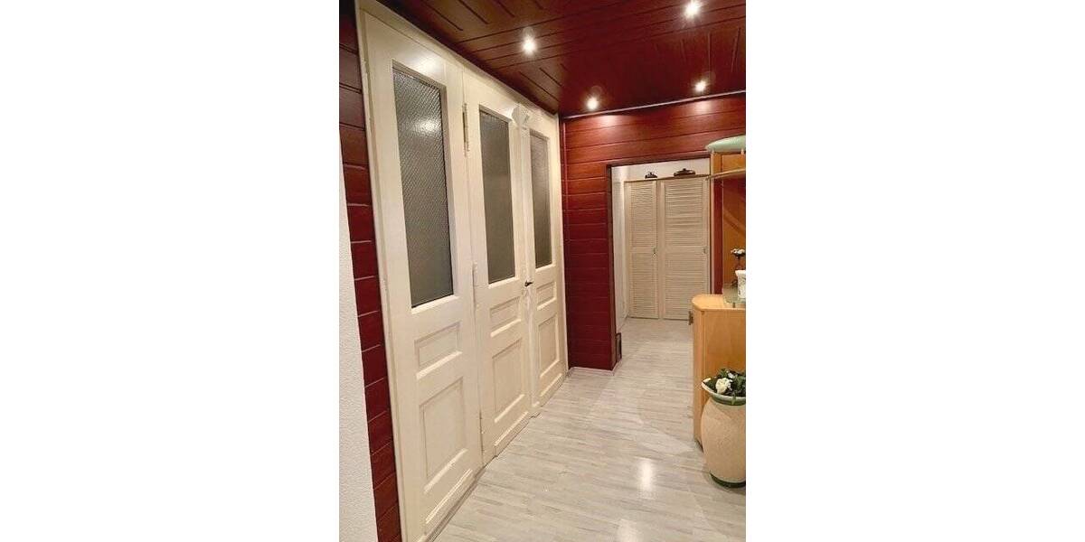 Reihenmittelhaus Treuen - 6 Zimmer, 125 m&sup2;, 135.000&euro; | Angebot:25662007