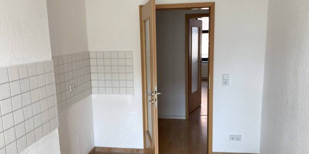 Etagenwohnung Zwickau Marienthal - 2 Zimmer, 56 m&sup2;, 335&euro; | Angebot:25707406