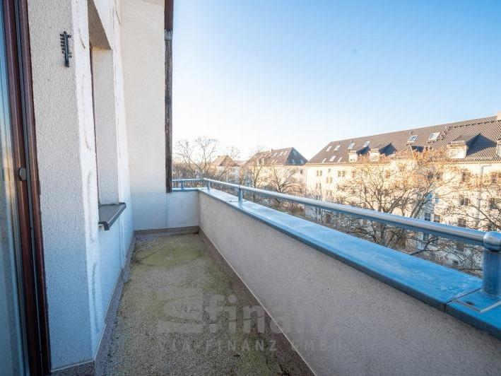 Dachgeschoßwohnung Zwickau Zwickau-Nord - 3 Zimmer, 91 m&sup2;, 520&euro; | Angebot:24246780