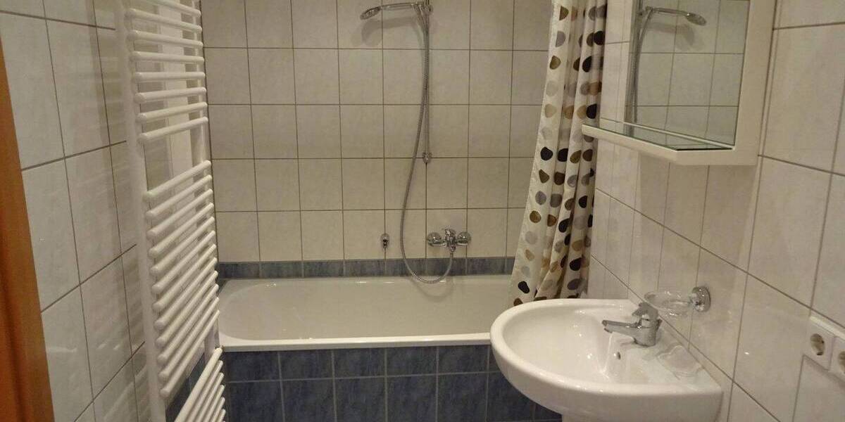 Etagenwohnung Zwickau Innenstadt - 2 Zimmer, 55 m&sup2;, 400&euro; | Angebot:25802829