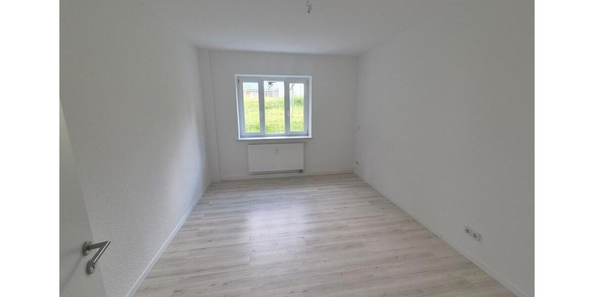 Etagenwohnung Glauchau - 2 Zimmer, 53 m&sup2;, 310&euro; | Angebot:24487630