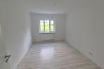 Etagenwohnung Glauchau - 2 Zimmer, 53 m&sup2;, 310&euro; | Angebot:24487630