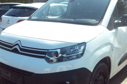 Citroen Berlingo 193.000 km 9.800 &euro; Limbach-Oberfrohna 09212