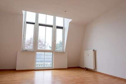 Wohnung Meerane - 2 Zimmer, 54 m&sup2;, 270&euro; | Angebot:25995302