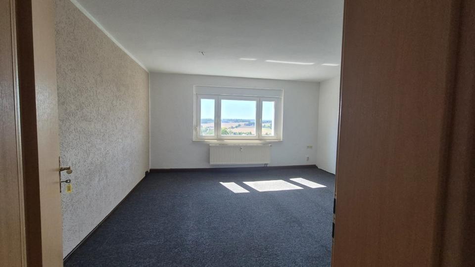 Etagenwohnung Elsterberg - 5 Zimmer, 63 m&sup2;, 300&euro; | Angebot:22688761