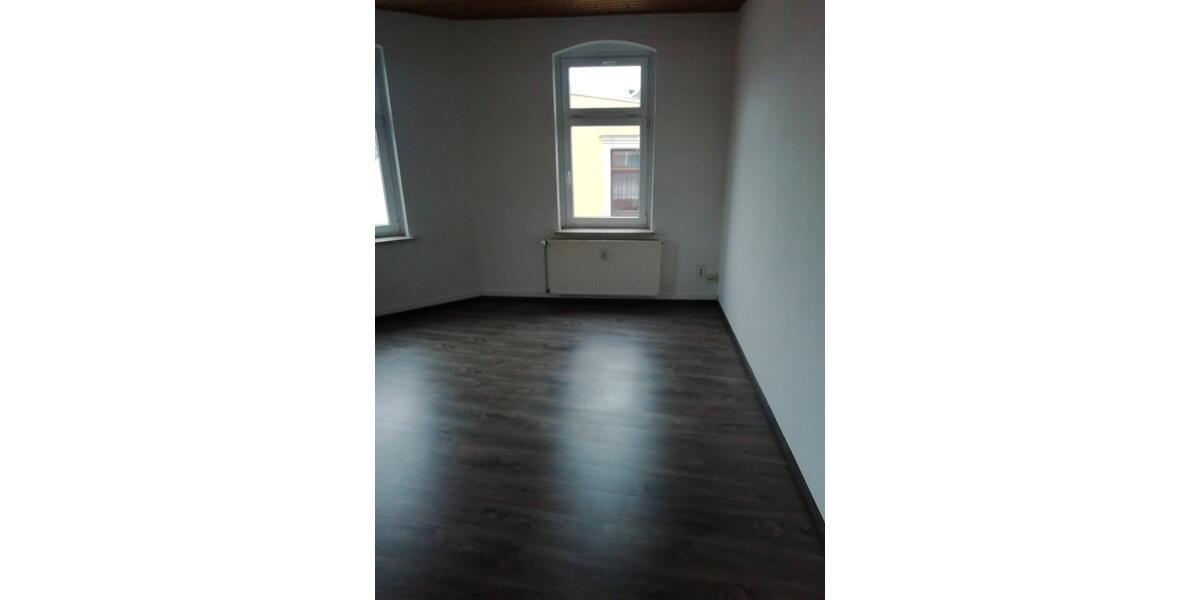 Etagenwohnung Elsterberg - 2 Zimmer, 48 m&sup2;, 3&euro; | Angebot:25976129