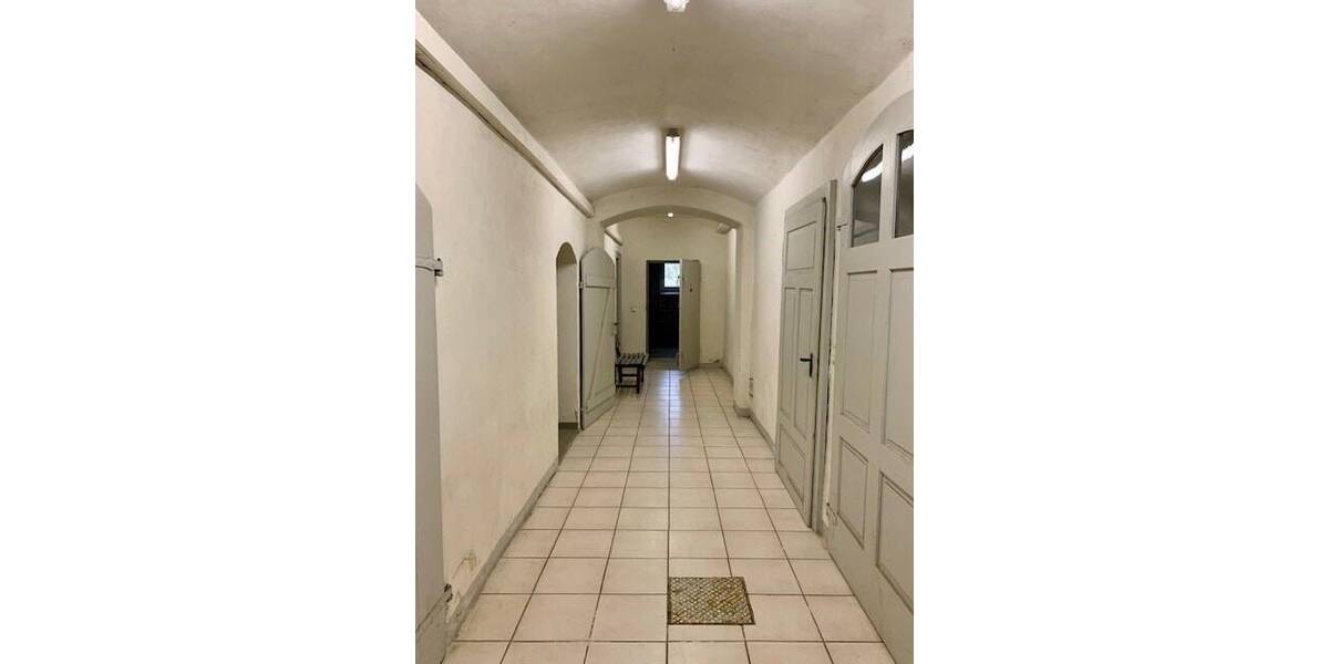 Gewerbeobjekt Reichenbach - 7 Zimmer, 180.000&euro; | Angebot:25662105