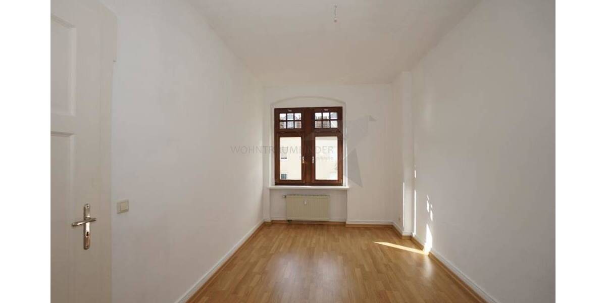 Etagenwohnung Zwickau Innenstadt - 3 Zimmer, 89 m&sup2;, 495&euro; | Angebot:25681348