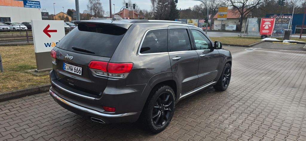 Jeep Grand Cherokee 192.000 km 16.400 &euro; Zwickau 08066