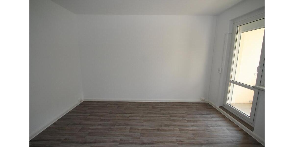 Etagenwohnung Oberlungwitz - 3 Zimmer, 56 m&sup2;, 351&euro; | Angebot:26677014