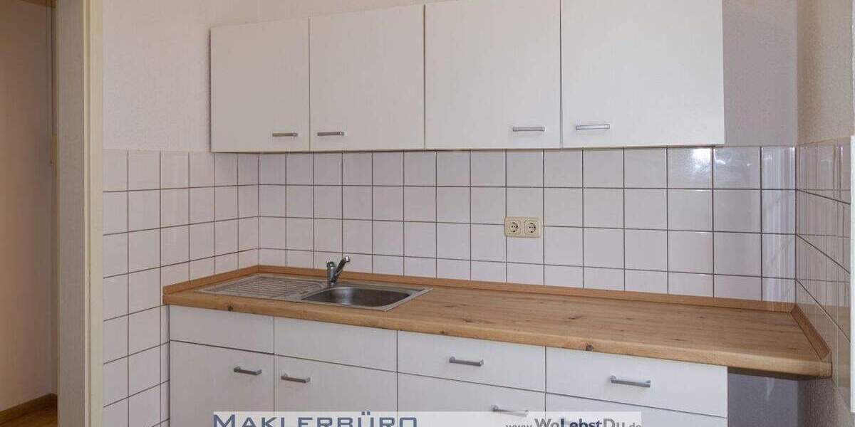 Etagenwohnung Greiz Irchwitz - 3 Zimmer, 77 m&sup2;, 382&euro; | Angebot:25666816