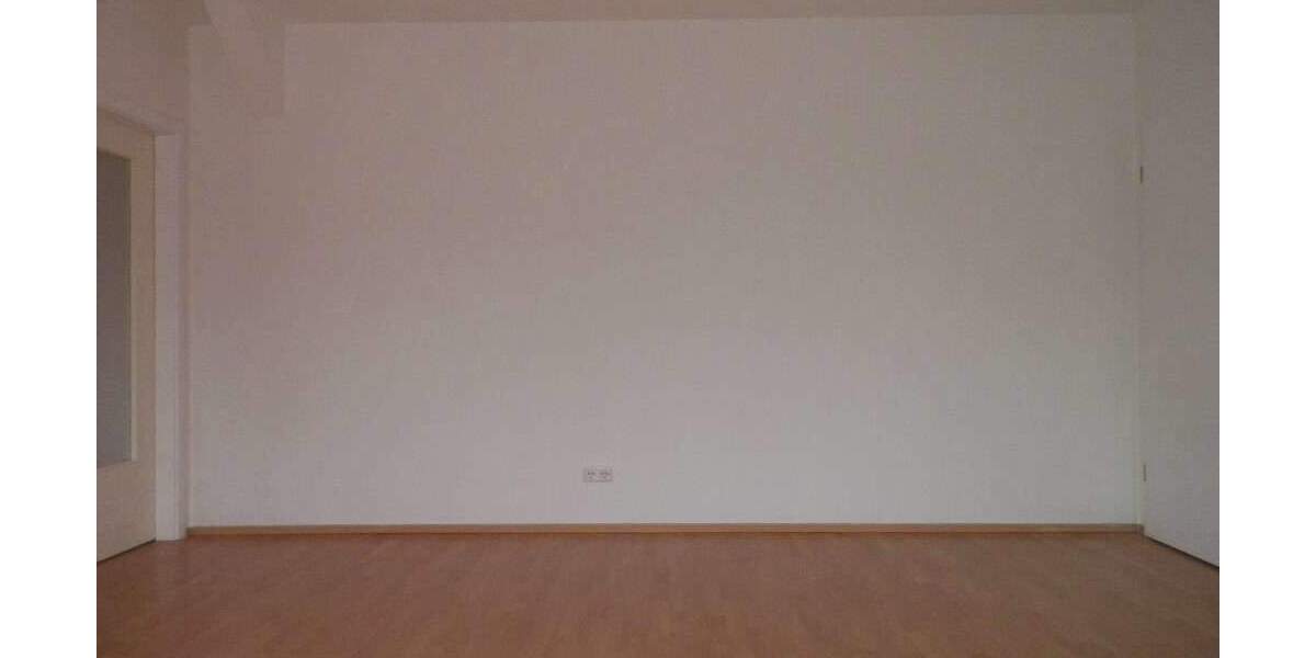 Etagenwohnung Zwickau Pölbitz - 2 Zimmer, 58 m&sup2;, 410&euro; | Angebot:25771739