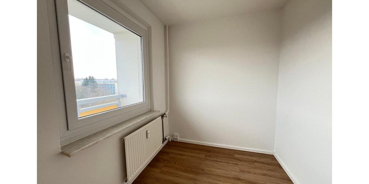 Etagenwohnung Zwickau Neuplanitz - 1 Zimmer, 35 m&sup2;, 119&euro; | Angebot:22043024